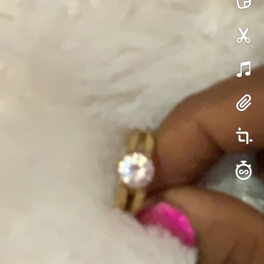 gold and silver ring